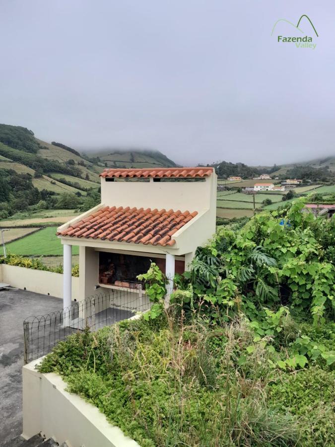 Fazenda Valley サンタ・クルス・ダス・フローレス エクステリア 写真